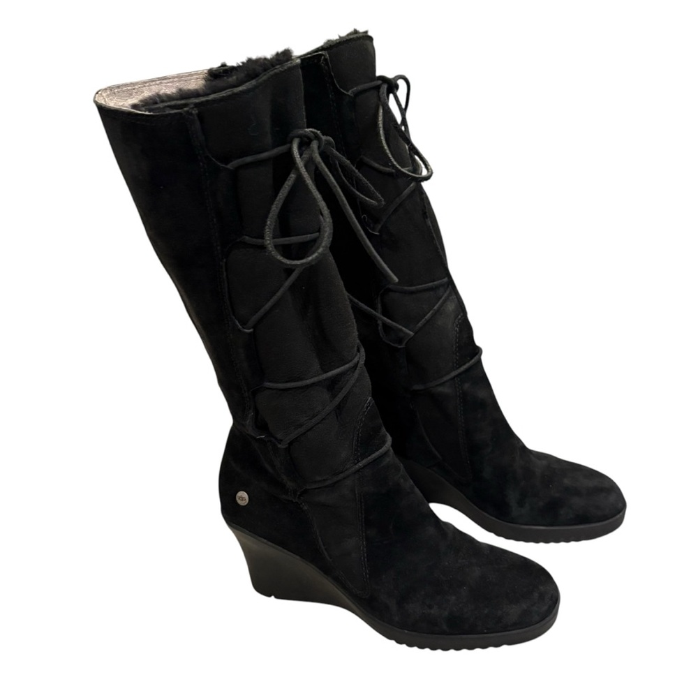 UGG Australia Elsey Black Suede Lace Up Wedge
Winter Boots 5596, Sz 7 - Picture 4 of 16